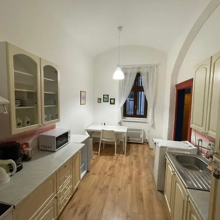 Apartment Jackie Prag